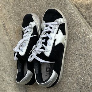 Golden Goose Superstar black sneakers size 38/8